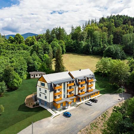 Hotel Edvard Frenštát pod Radhoštěm Bagian luar foto