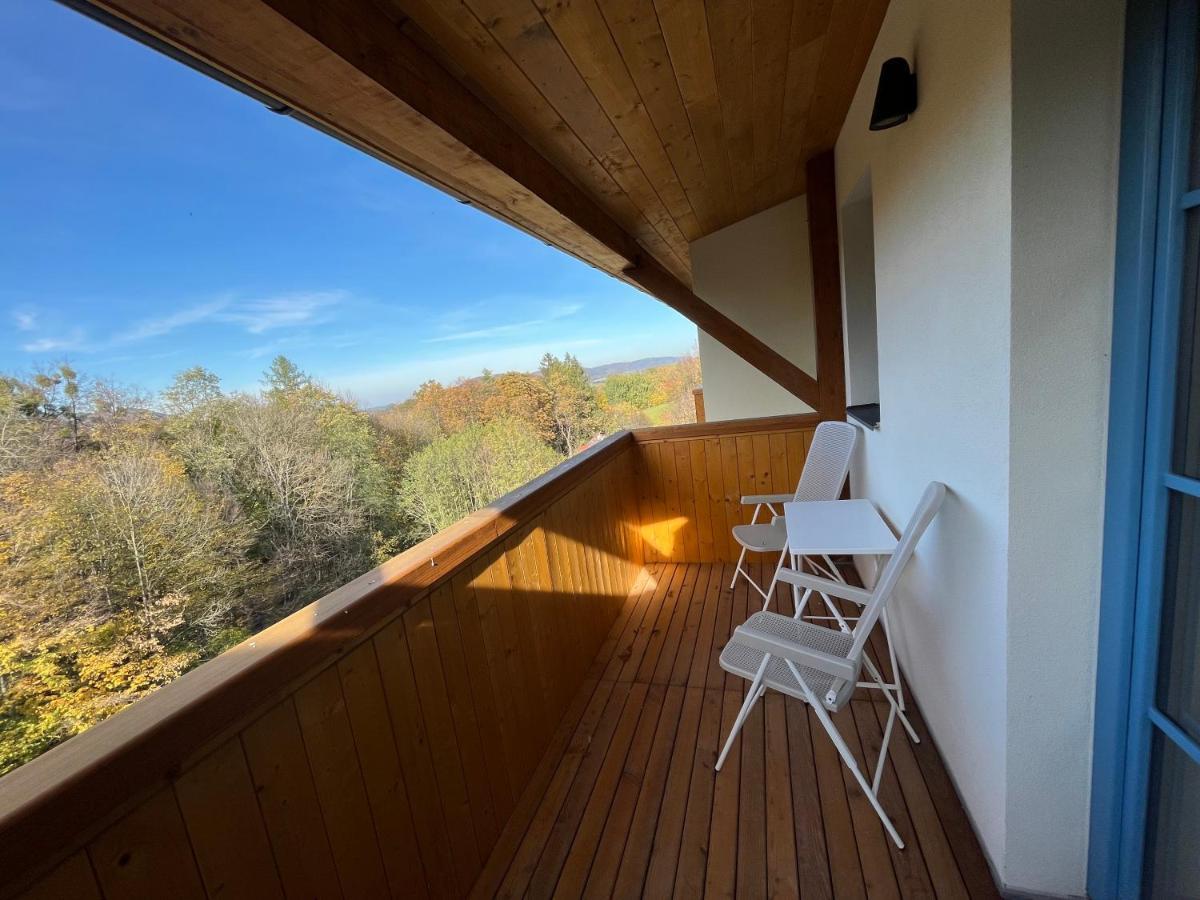 Hotel Edvard Frenštát pod Radhoštěm Bagian luar foto